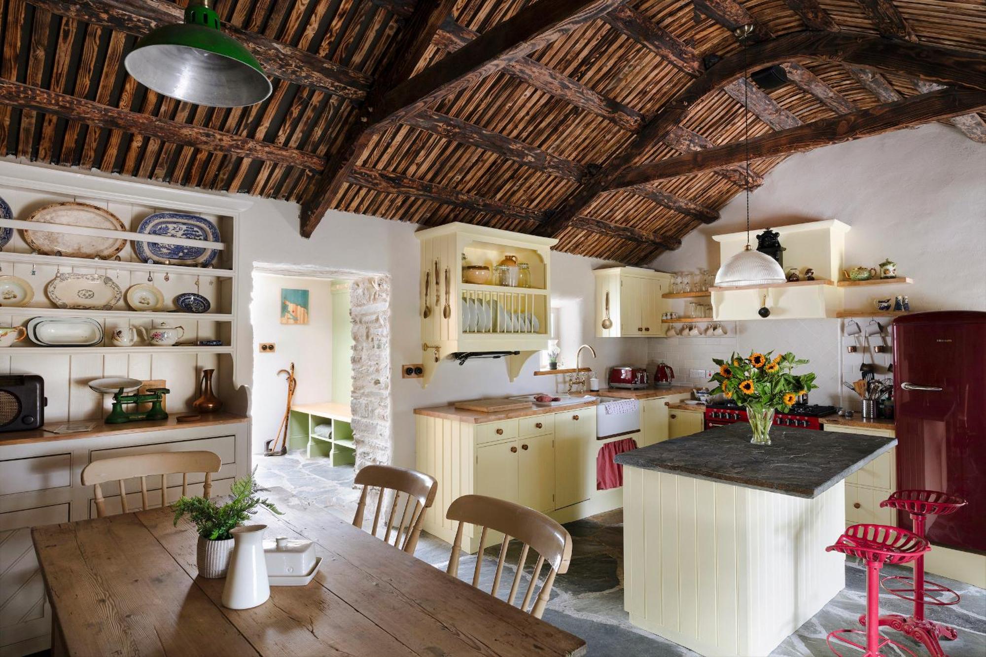 Secluded Thatched Cottage, Near Beaches & Hill Walking Rashenny المظهر الخارجي الصورة