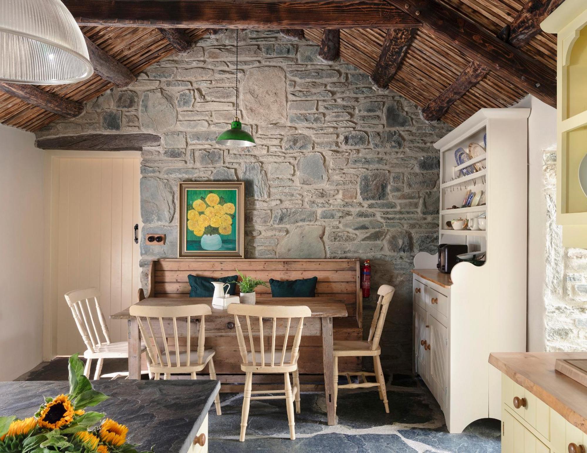 Secluded Thatched Cottage, Near Beaches & Hill Walking Rashenny المظهر الخارجي الصورة